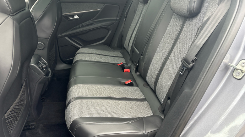 Peugeot 3008 1.2 PureTech Allure 5dr Petrol Estate